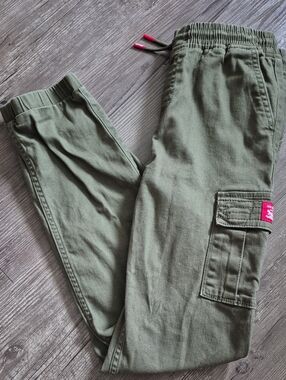 Levi's Olive Green Boys Cotton Cargo Pants with Red Design Tag